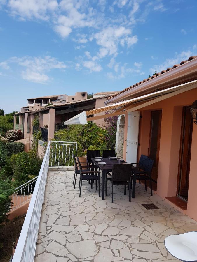 Villa Mit Grossartigem Panoramablick Auf Das Meer Und Direkt Am Pool Ла Круа-Вальме Экстерьер фото